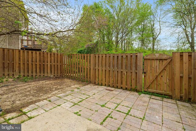 8251 CLIFTON FARM CT, Alexandria, VA 22306