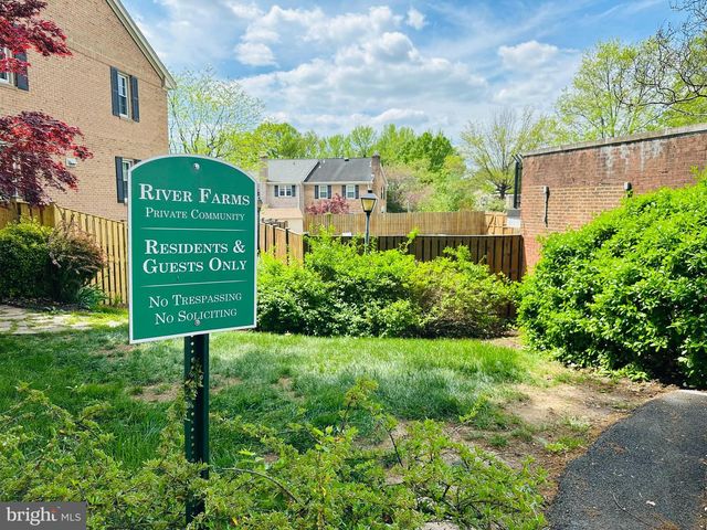 8251 CLIFTON FARM CT, Alexandria, VA 22306