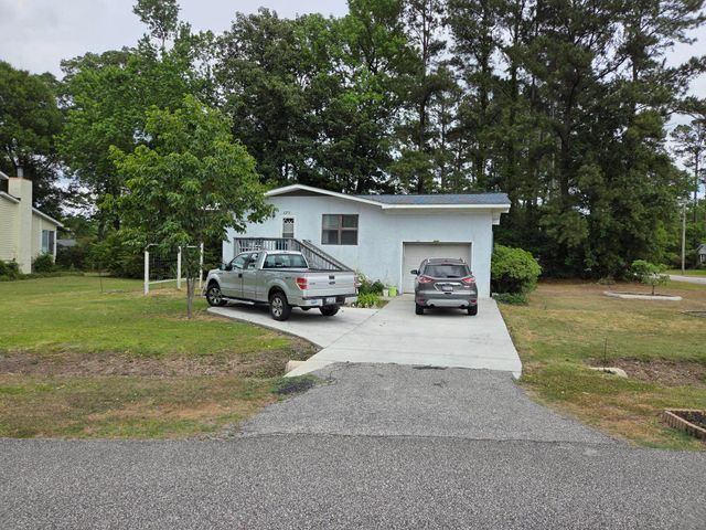 1370 SE Harbour Towne Dr., Myrtle Beach, SC 29577