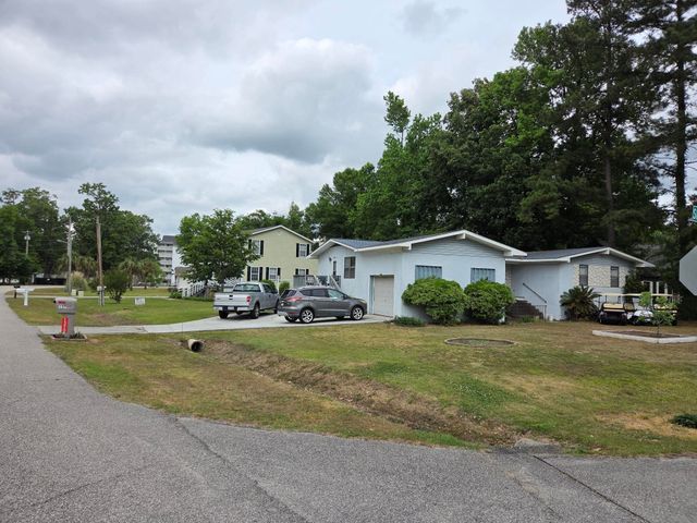 1370 SE Harbour Towne Dr., Myrtle Beach, SC 29577