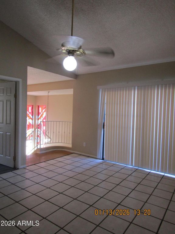 Image 5 of property listing at 818 S WESTWOOD Street 207, Mesa, AZ 85210