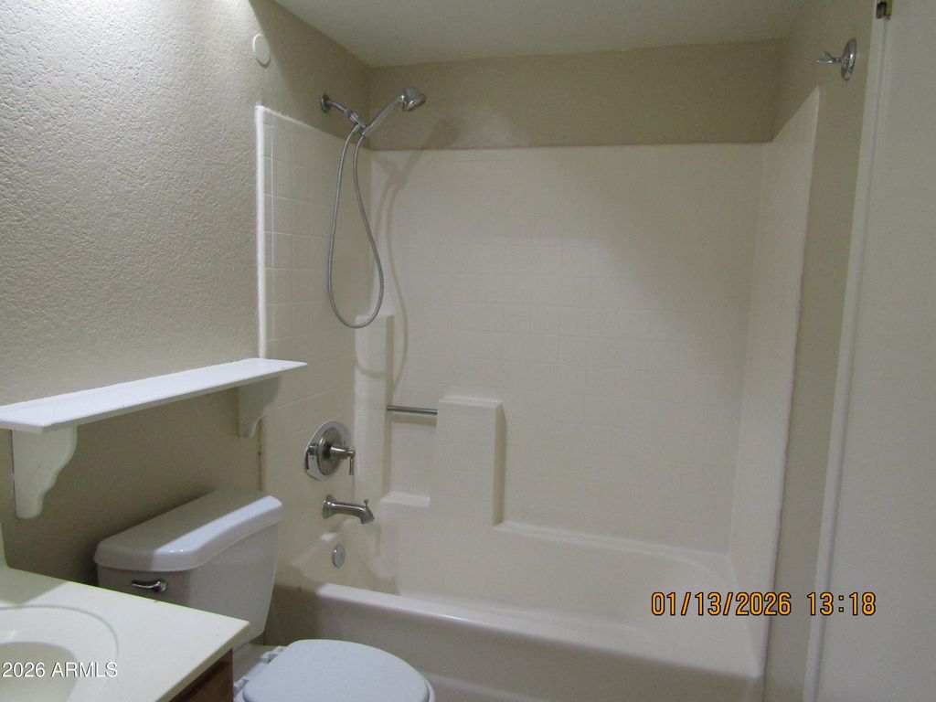 Image 9 of property listing at 818 S WESTWOOD Street 207, Mesa, AZ 85210