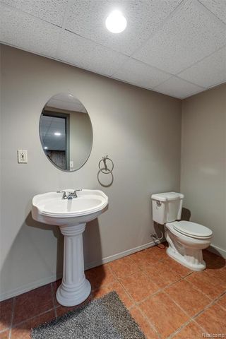 9110 Old Oak Drive, Grand Blanc, MI 48439
