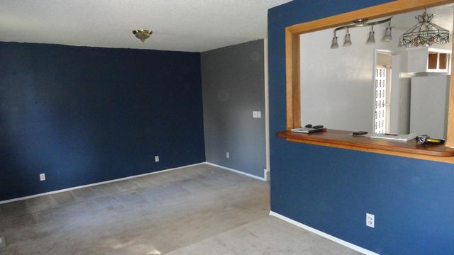12508 Apache Place NE, Albuquerque, NM 87112
