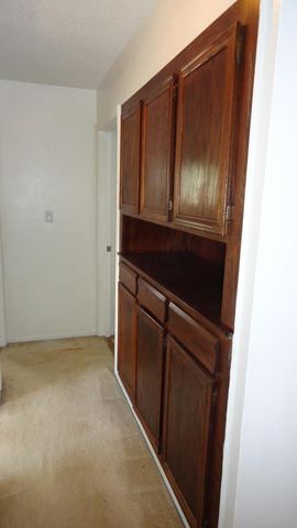 12508 Apache Place NE, Albuquerque, NM 87112
