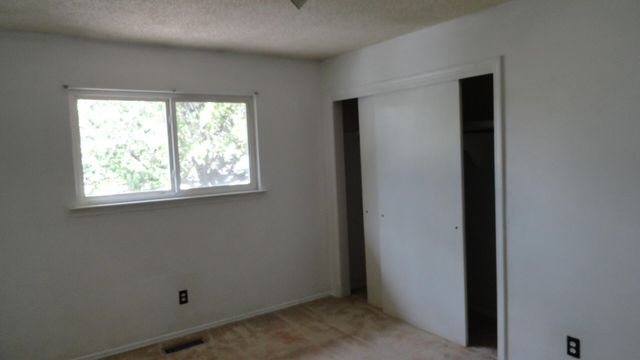 12508 Apache Place NE, Albuquerque, NM 87112