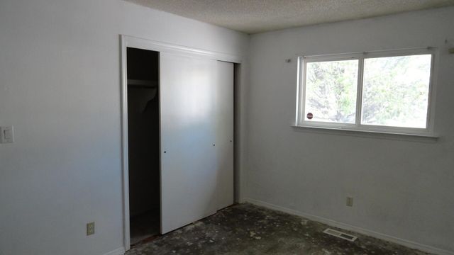 12508 Apache Place NE, Albuquerque, NM 87112