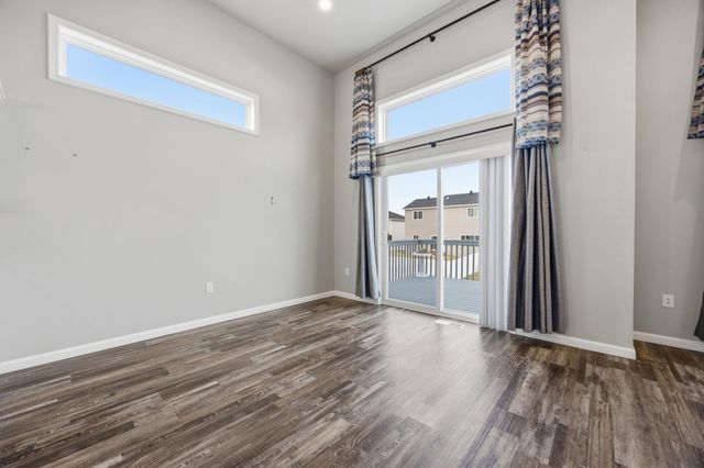 7274 29th Street S, Fargo, ND 58104