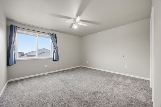 7274 29th Street S, Fargo, ND 58104