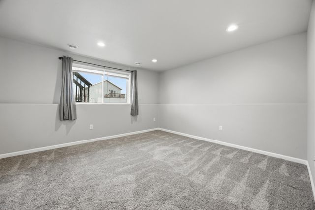 7274 29th Street S, Fargo, ND 58104