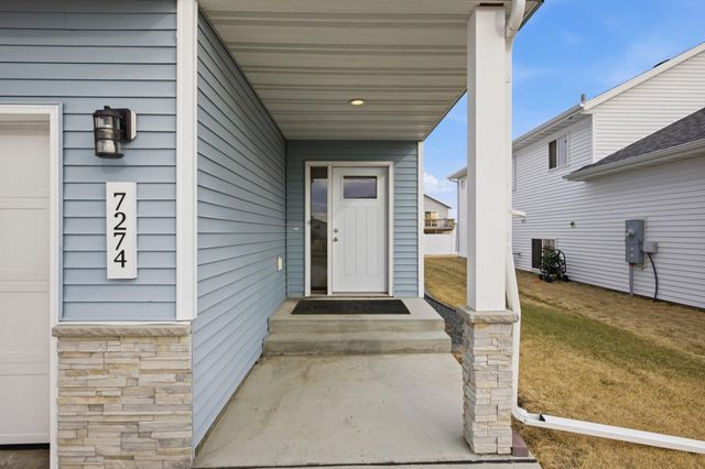 7274 29th Street S, Fargo, ND 58104