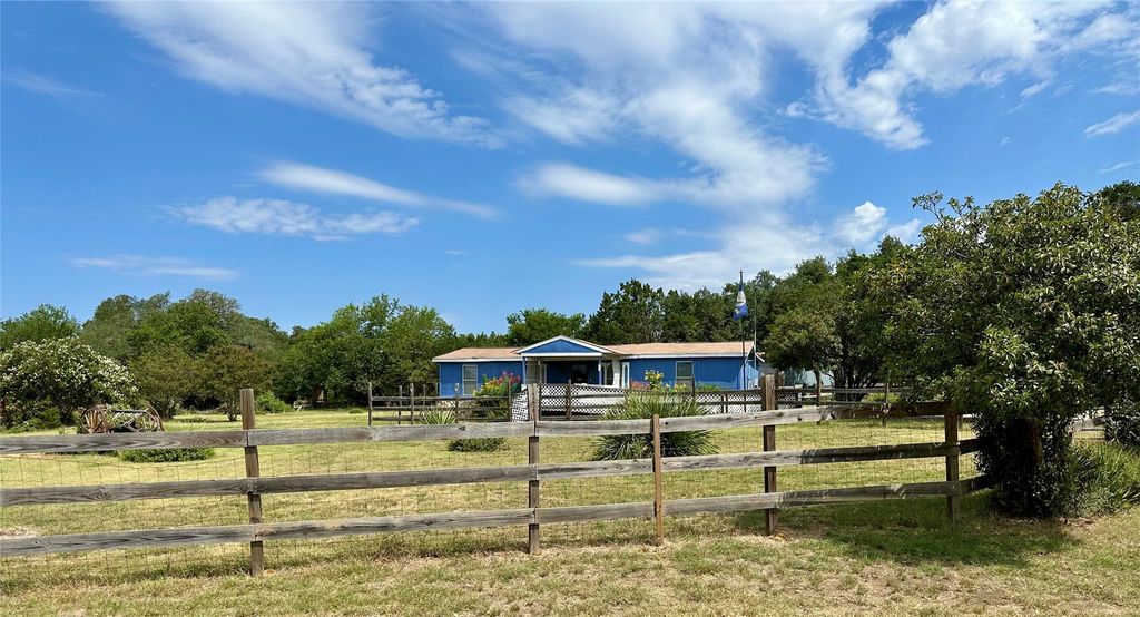 11904 Fitzhugh Corners RD, Dripping Springs, TX 78620