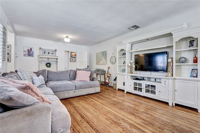202 W Sycamore, El Segundo, CA 90245