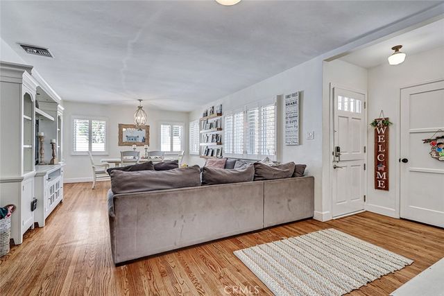 202 W Sycamore, El Segundo, CA 90245