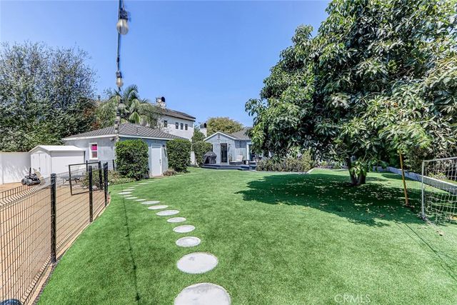 202 W Sycamore, El Segundo, CA 90245