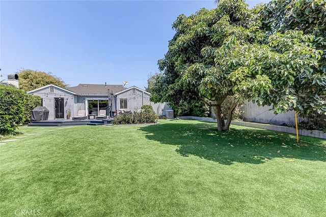 202 W Sycamore, El Segundo, CA 90245