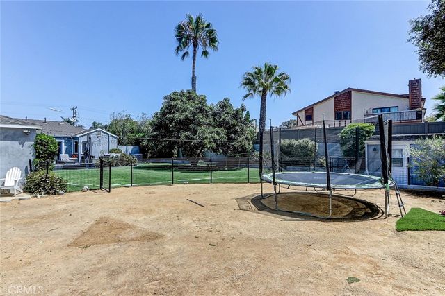 202 W Sycamore, El Segundo, CA 90245