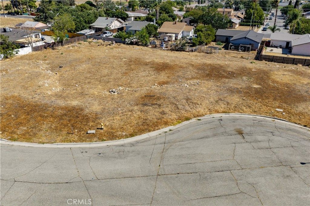 Image 9 of property listing at 0 King, Banning, CA 92220
