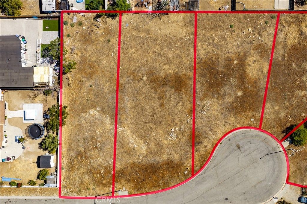 Image 3 of property listing at 0 King, Banning, CA 92220
