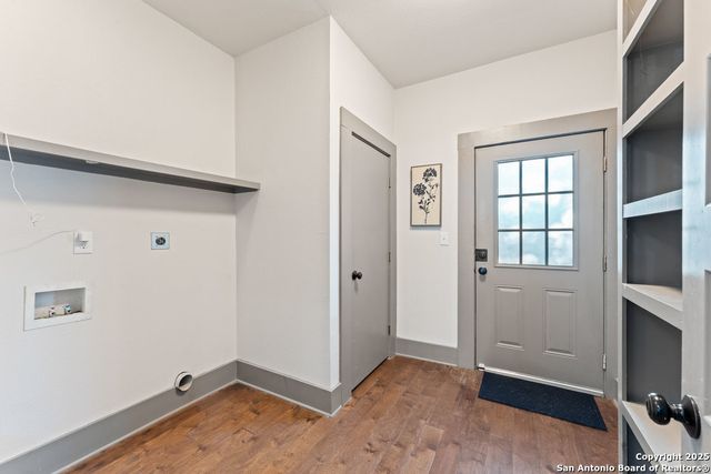 631 Muncey, San Antonio, TX 78202