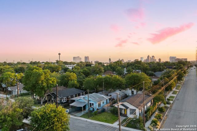 631 Muncey, San Antonio, TX 78202