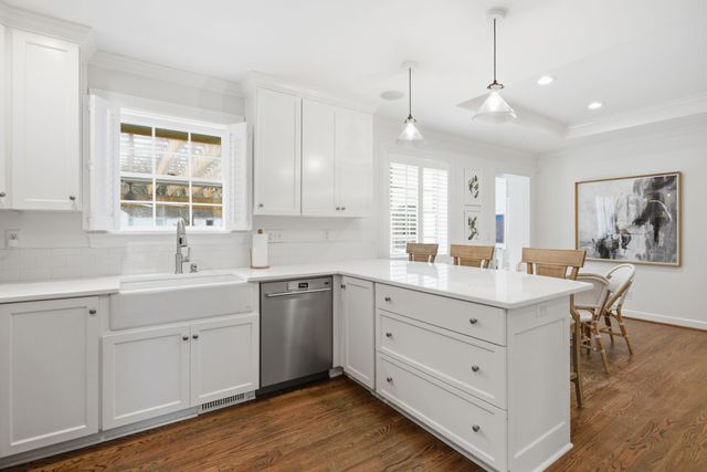 107 Brookfield Ave, Nashville, TN 37205