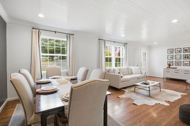 107 Brookfield Ave, Nashville, TN 37205