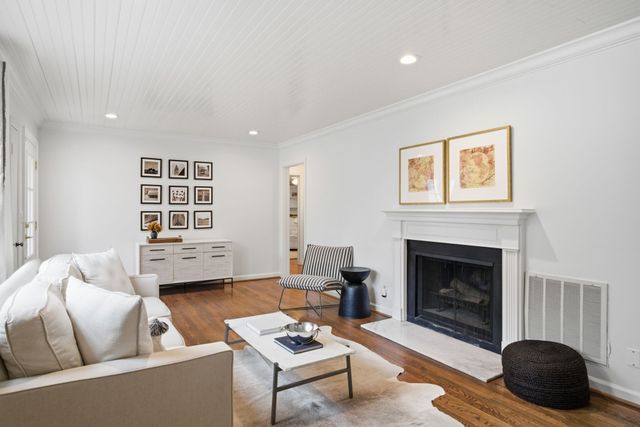 107 Brookfield Ave, Nashville, TN 37205