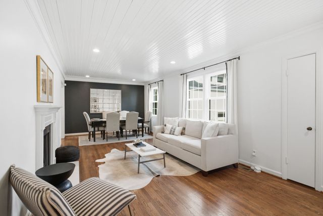 107 Brookfield Ave, Nashville, TN 37205