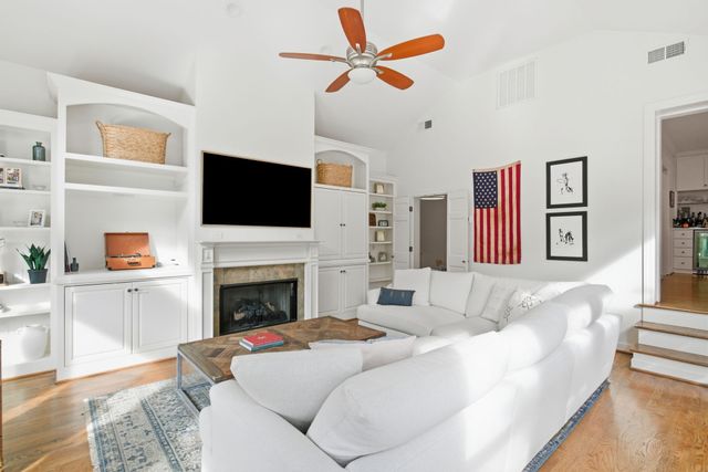 107 Brookfield Ave, Nashville, TN 37205