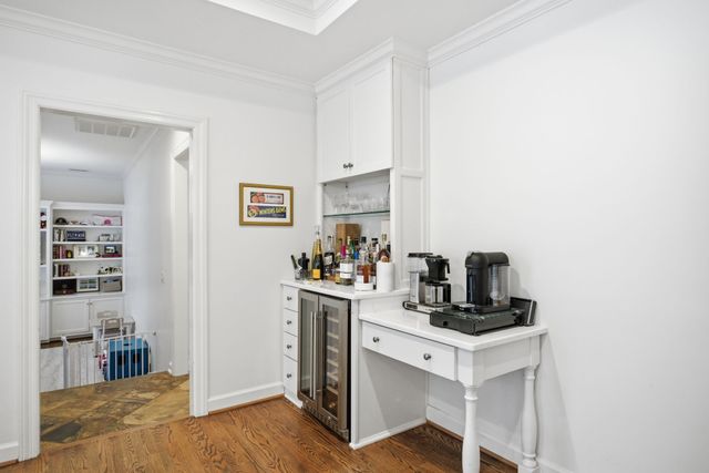 107 Brookfield Ave, Nashville, TN 37205