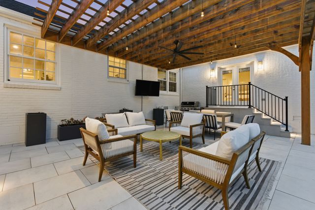 107 Brookfield Ave, Nashville, TN 37205