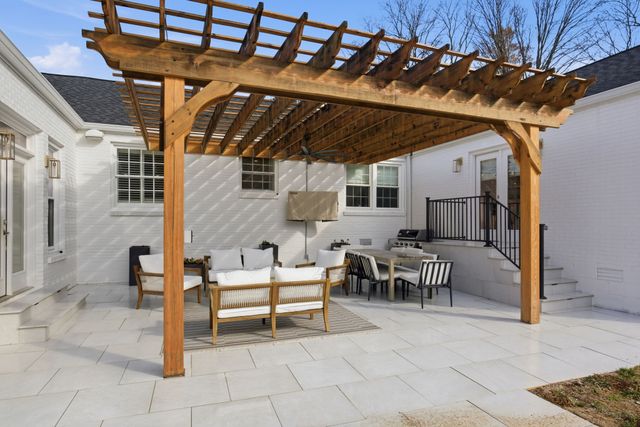 107 Brookfield Ave, Nashville, TN 37205