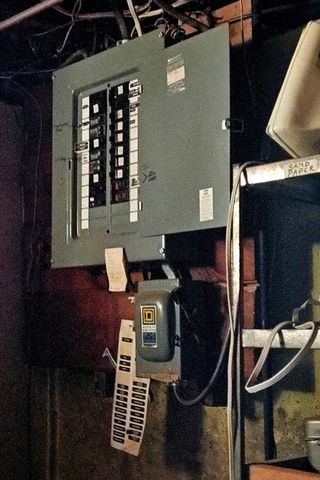 99 Roosevelt, Seekonk, MA 02771