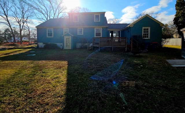 99 Roosevelt, Seekonk, MA 02771