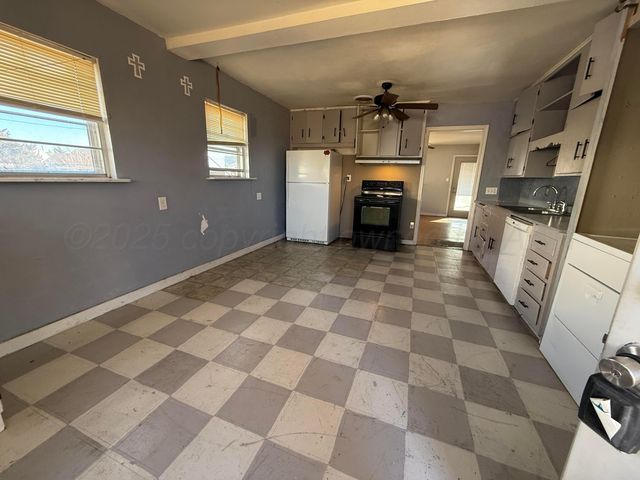 1200 Lindsey Street, Borger, TX 79007