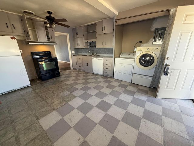 1200 Lindsey Street, Borger, TX 79007