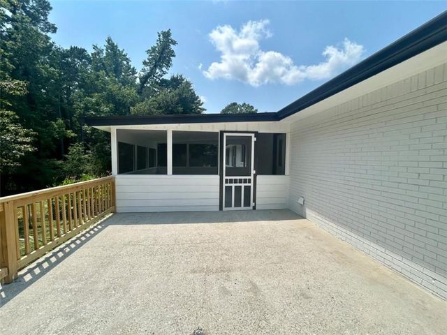 1620 Colonial South Drive SW, Conyers, GA 30094