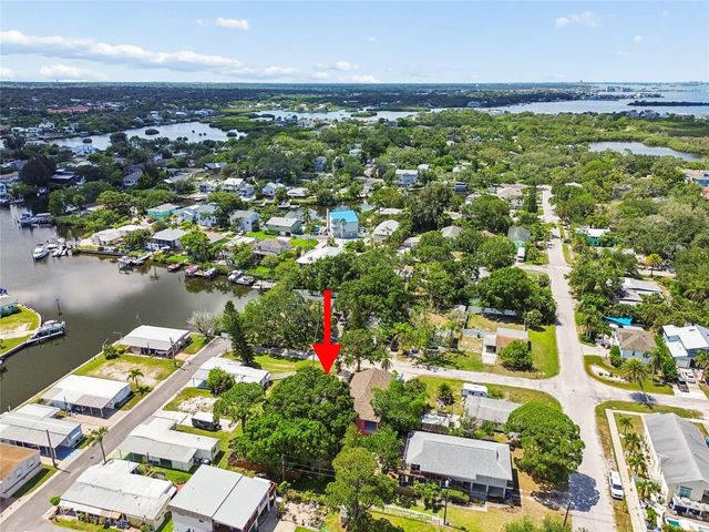 314 INDIANA AVENUE, Crystal Beach, FL 34681