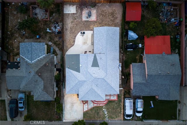 2211 N Grape Ave, Compton, CA 90222