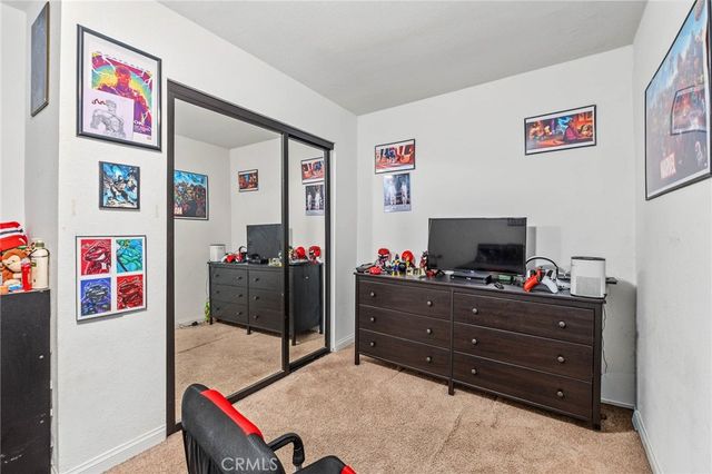 2211 N Grape Ave, Compton, CA 90222