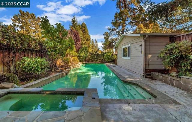 1834 Ivanhoe Ave, Lafayette, CA 94549