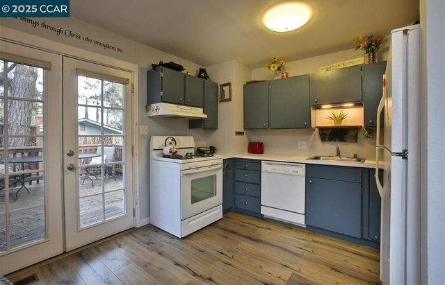 1834 Ivanhoe Ave, Lafayette, CA 94549