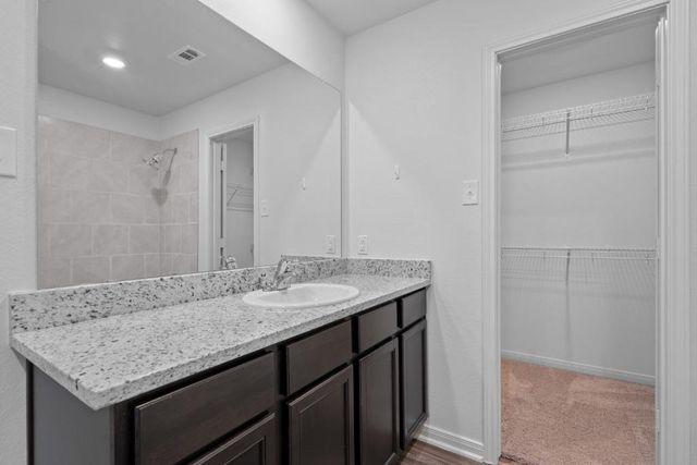 3979 Turtle CRK, New Braunfels, TX 78132