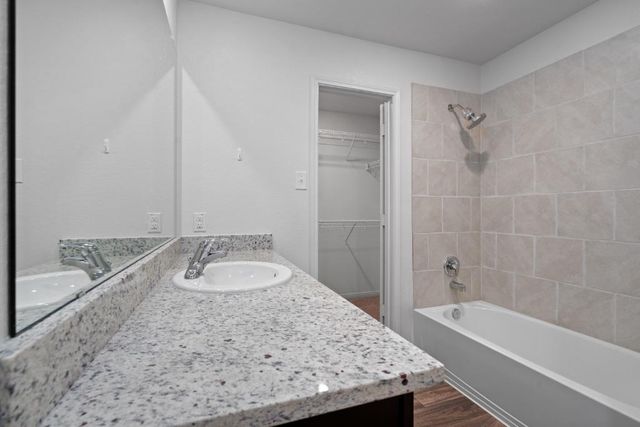3979 Turtle CRK, New Braunfels, TX 78132