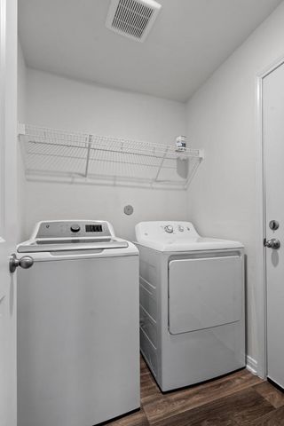 3979 Turtle CRK, New Braunfels, TX 78132