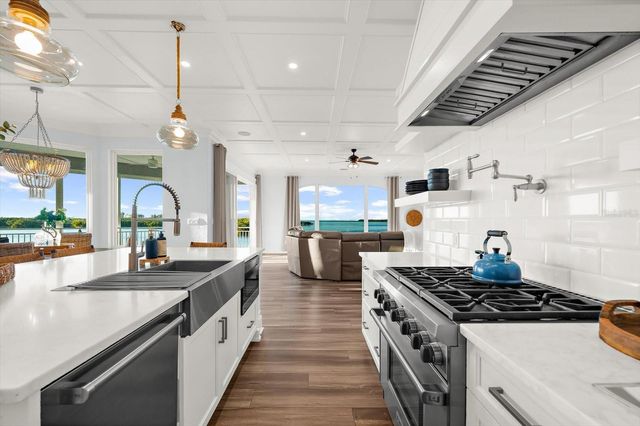 2059 N POINTE ALEXIS DRIVE, Tarpon Springs, FL 34689