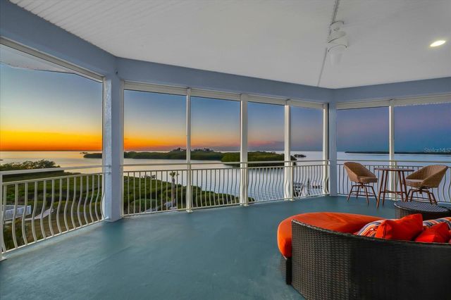 2059 N POINTE ALEXIS DRIVE, Tarpon Springs, FL 34689