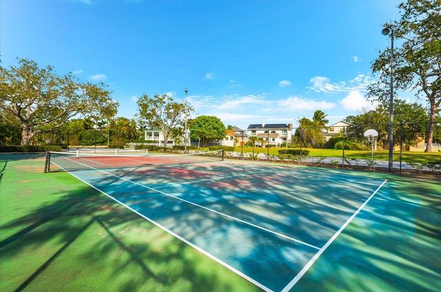 2059 N POINTE ALEXIS DRIVE, Tarpon Springs, FL 34689