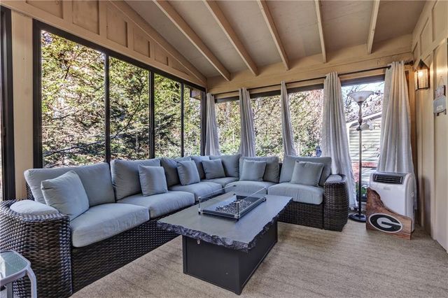 1474 Lakeshore Circle, Gainesville, GA 30501